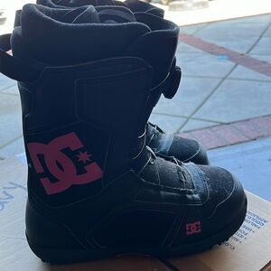 DC snow boots